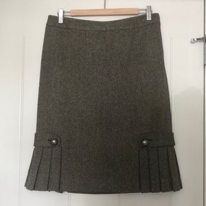 Banana Republic Pencil skirt